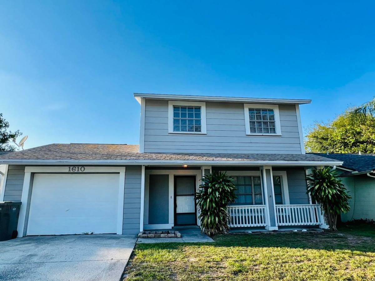 House for rent at 1610 Palm Leaf Dr, Brandon, FL 33510