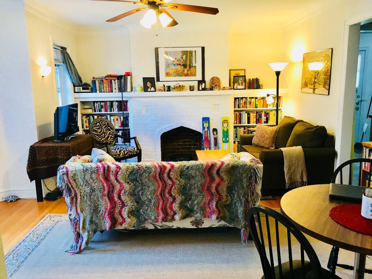 Apartment for rent at 460 Winnetka Ave, Winnetka, IL 60093