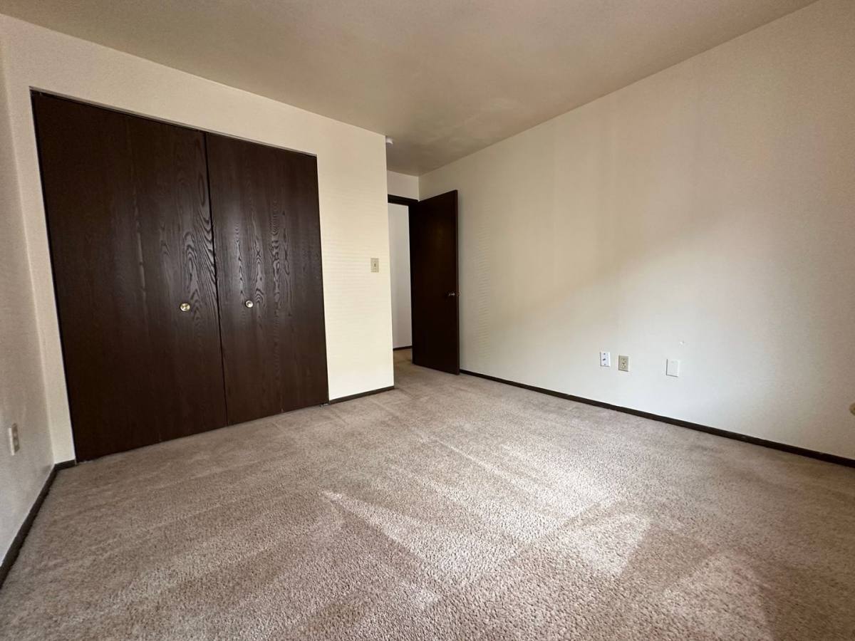 Apartment for rent at 607 Kellywood Manor, New Kensington, PA 15068