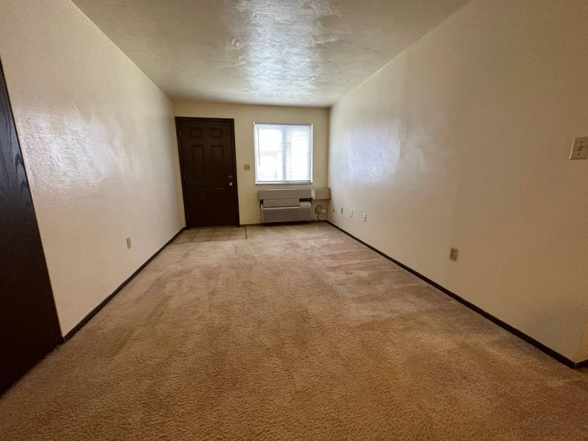 Apartment for rent at 607 Kellywood Manor, New Kensington, PA 15068