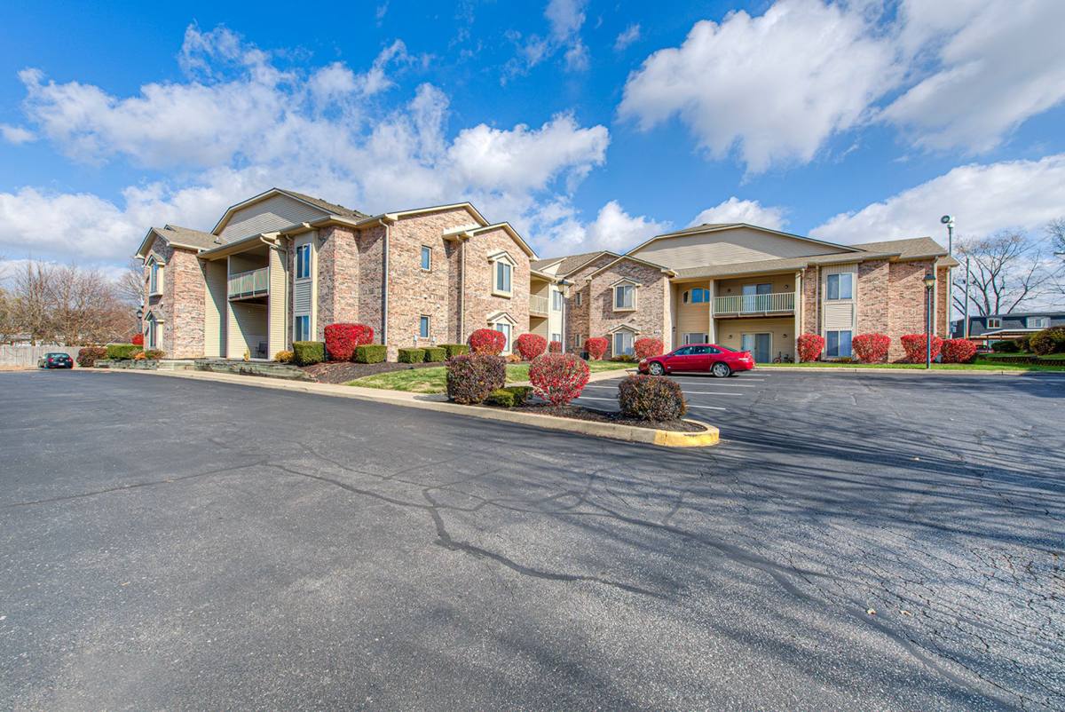 Apartment for rent at 614 Park Madison Dr, Greenwood, IN 46143