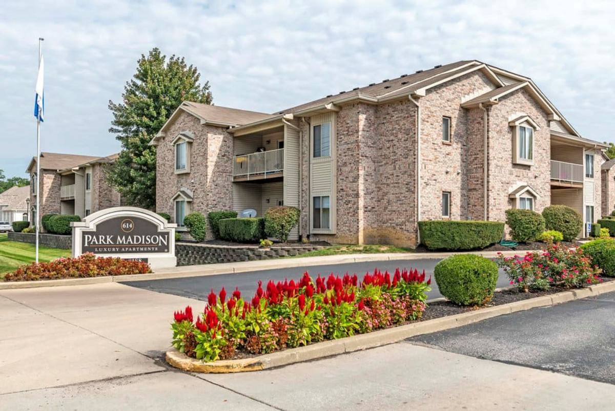 Apartment for rent at 614 Park Madison Dr, Greenwood, IN 46143