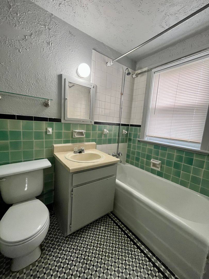 Apartment for rent at 2221 Jones St, Omaha, NE 68102