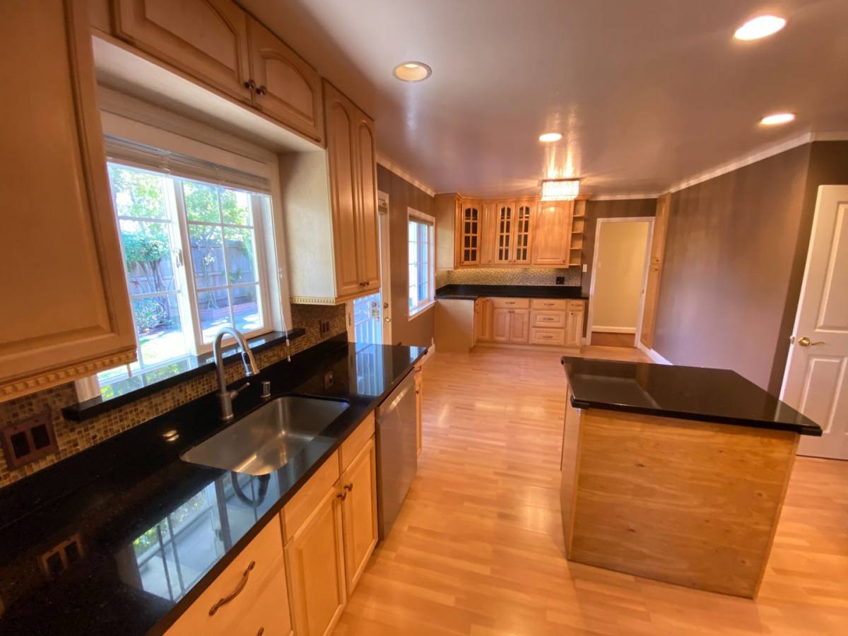House for rent at 24252 Broadmore Ave, Hayward, CA 94544