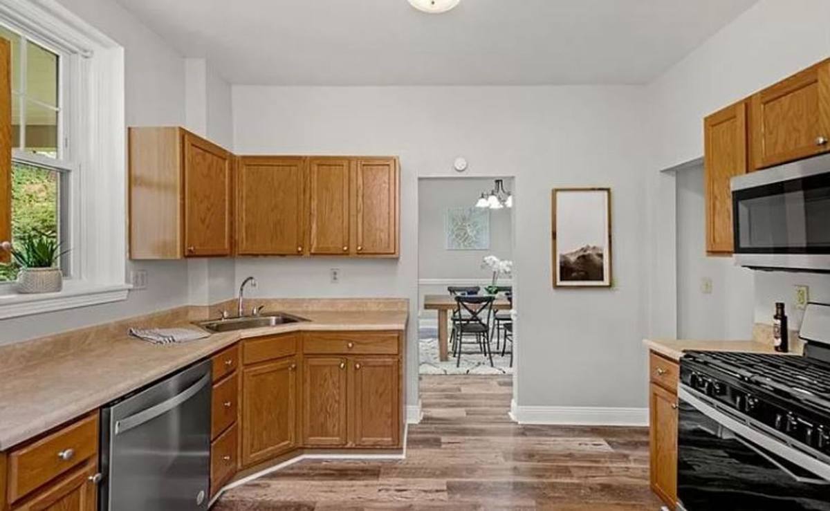 House for rent at 309 S Ave, Pittsburgh, PA 15221