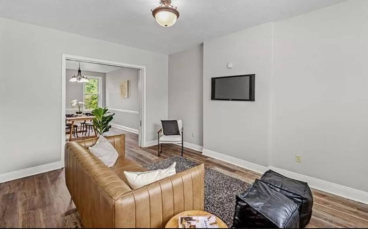 House for rent at 309 S Ave, Pittsburgh, PA 15221