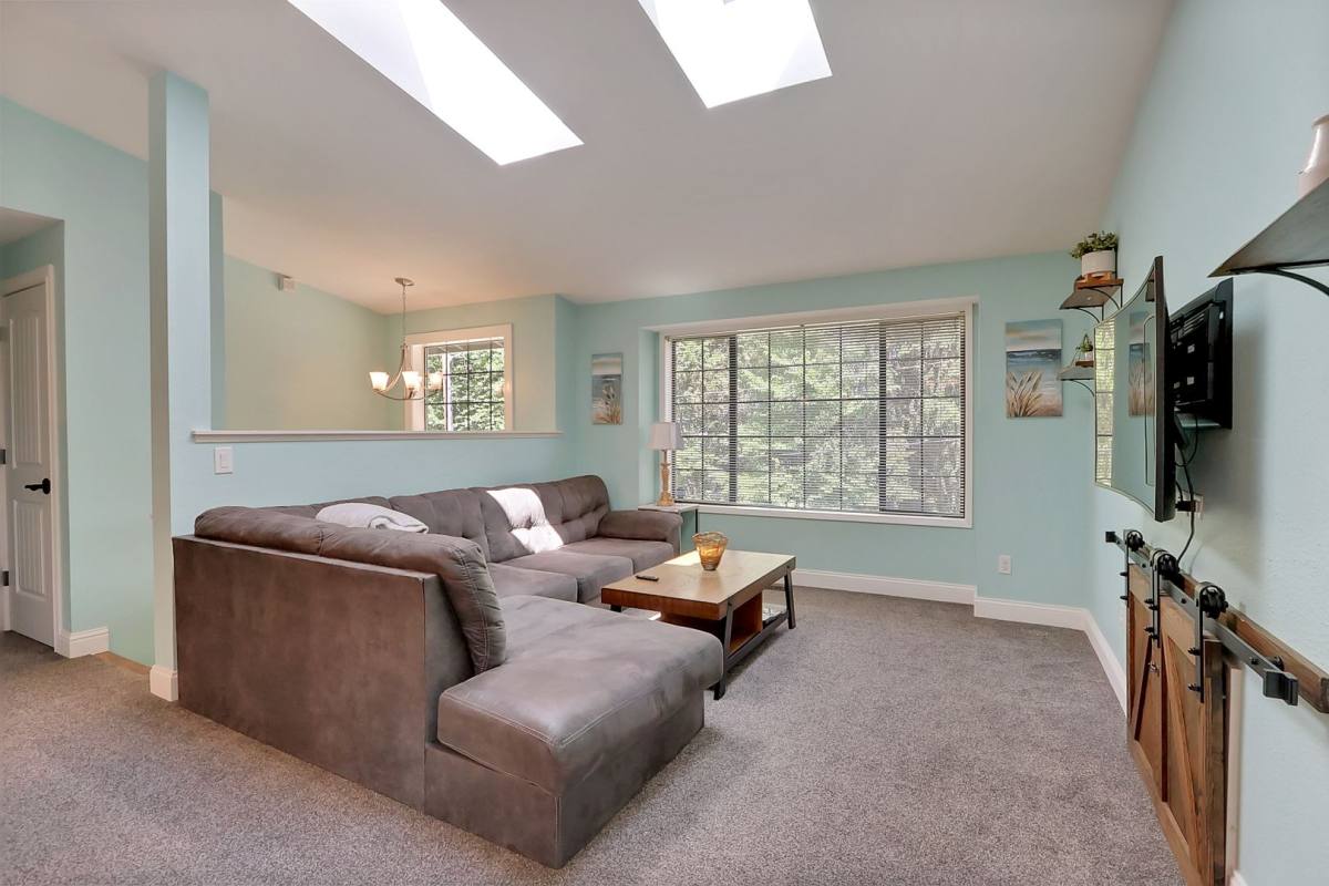 House for rent at 310 View Rd, Steilacoom, WA 98388
