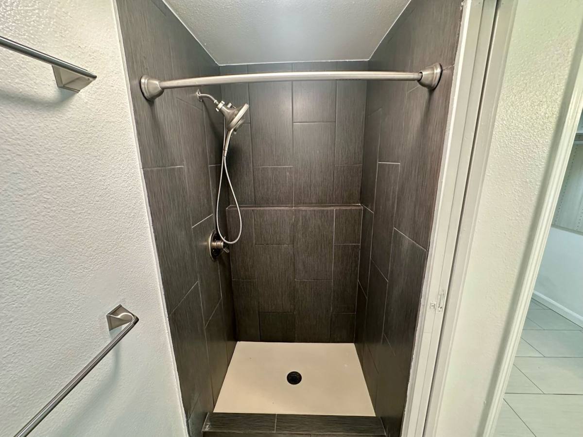 Apartment for rent at 98-615 Kilinoe St, Aiea, HI 96701