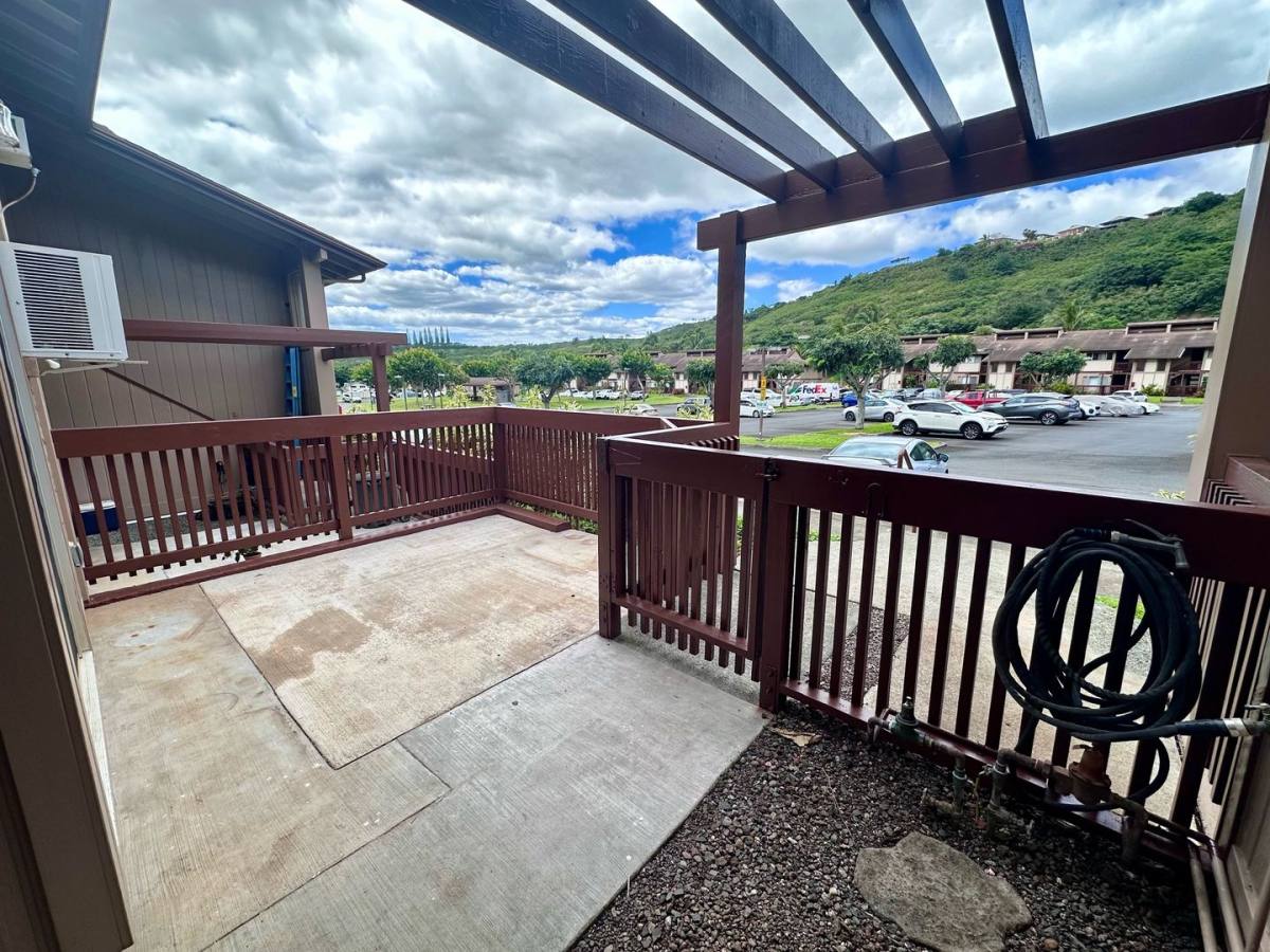 Apartment for rent at 98-615 Kilinoe St, Aiea, HI 96701