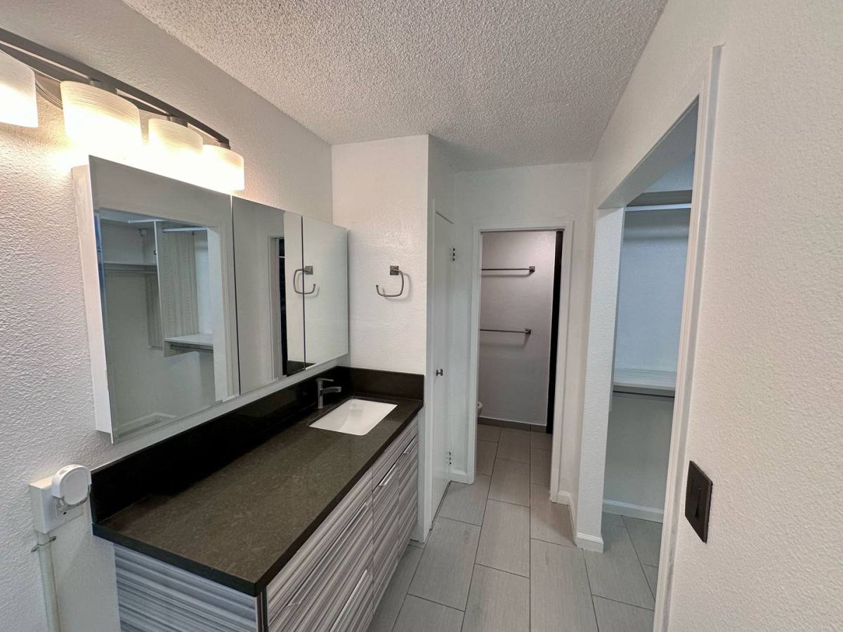 Apartment for rent at 98-615 Kilinoe St, Aiea, HI 96701