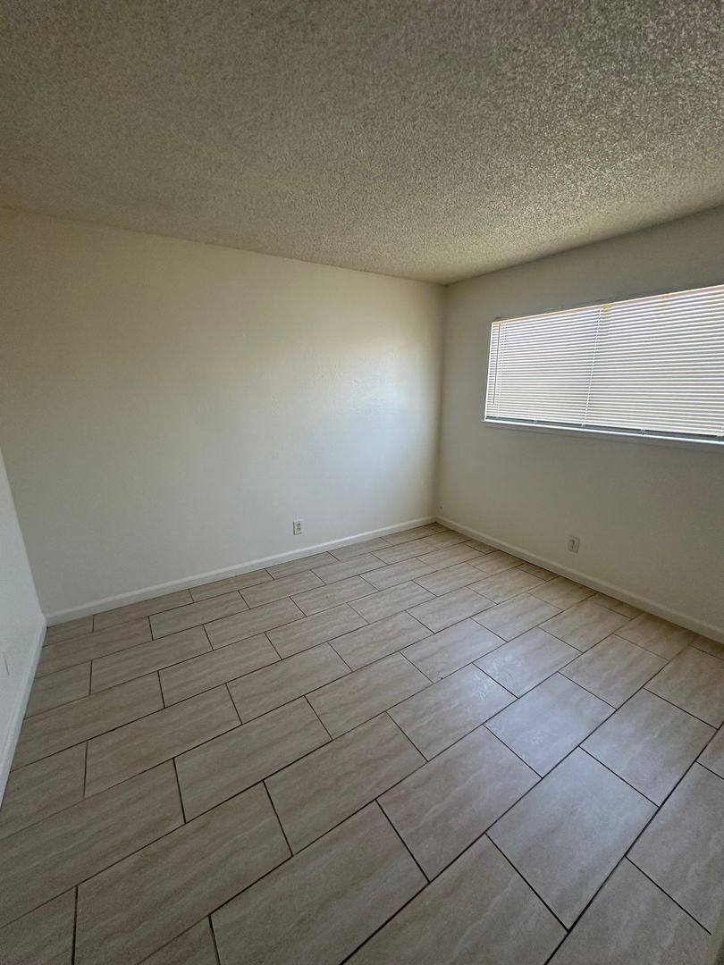 Apartment for rent at 1430 Leonard Ave, Modesto, CA 95350