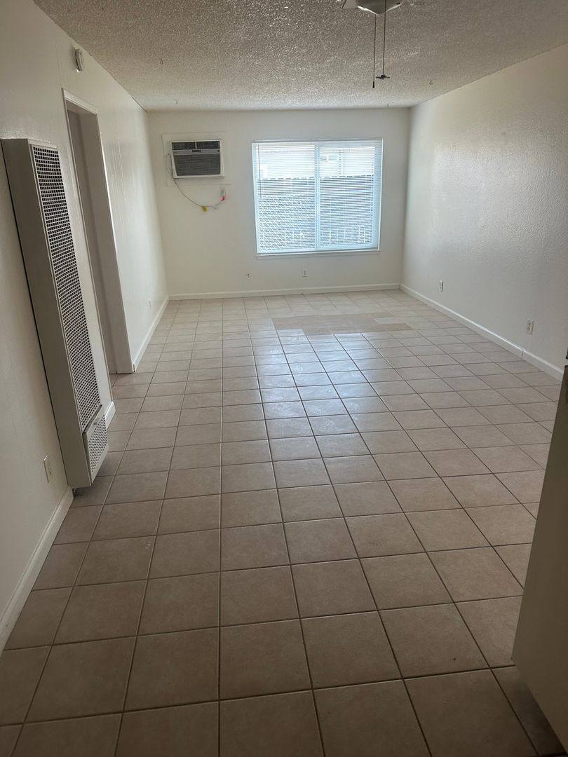 Apartment for rent at 1430 Leonard Ave, Modesto, CA 95350