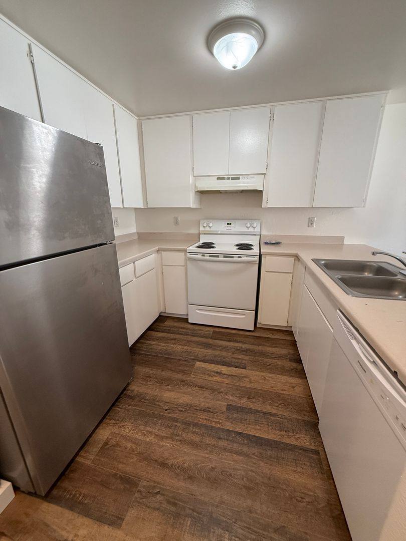 Apartment for rent at 754 N Riverside Ave, Medford, OR 97501