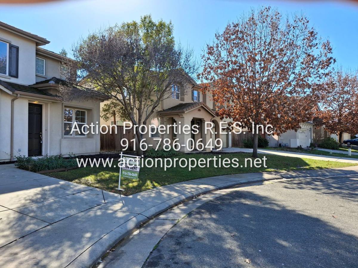 House for rent at 313 Dorinda Court, Lincoln, CA 95648