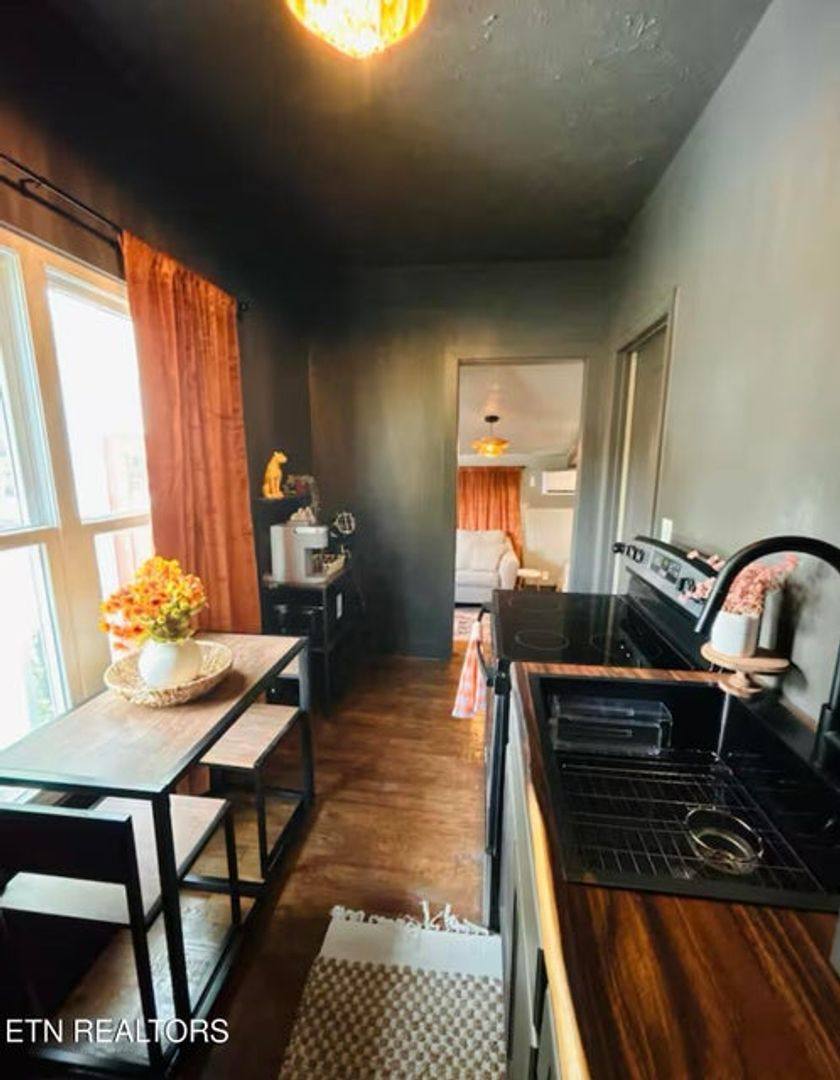 Apartment for rent at 3500 Sevier Ave, Knoxville, TN 37920