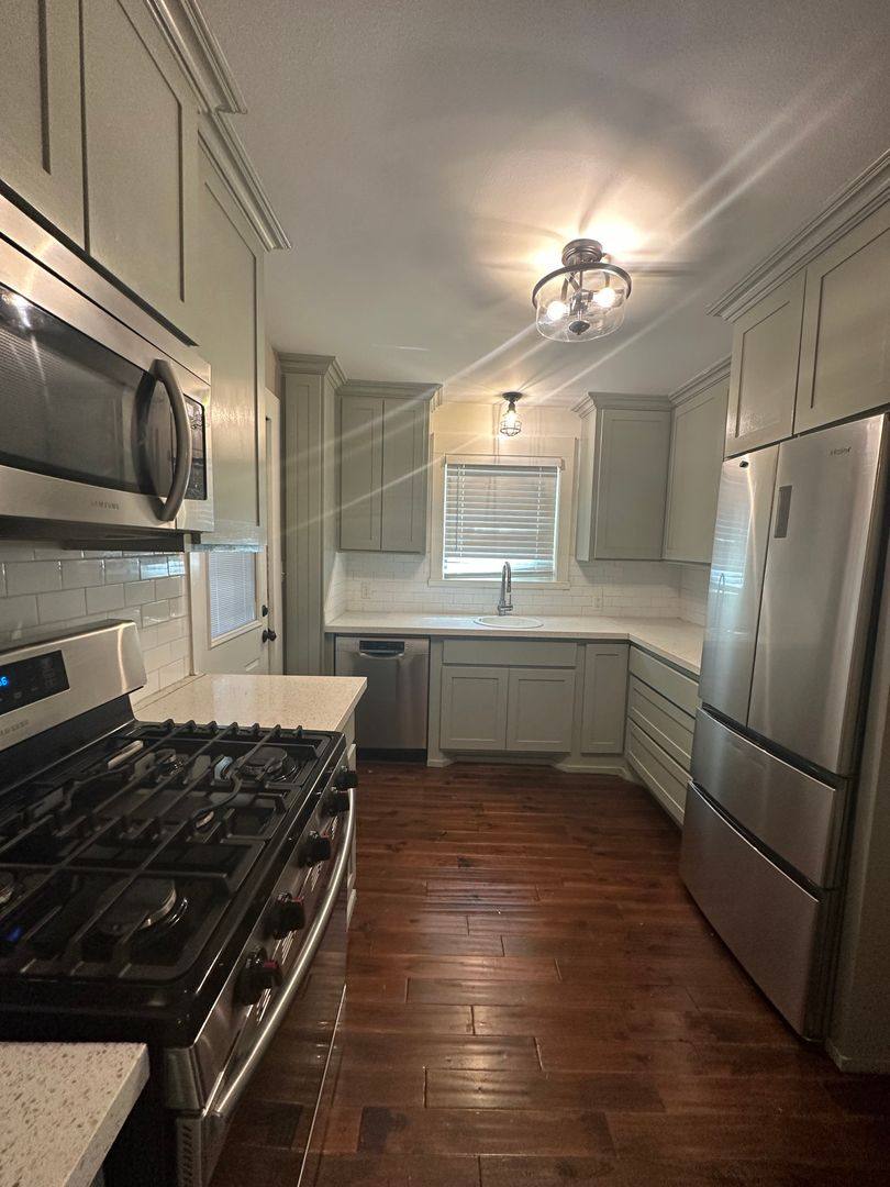 Apartment for rent at 224 Prospect St, Shreveport, LA 71104