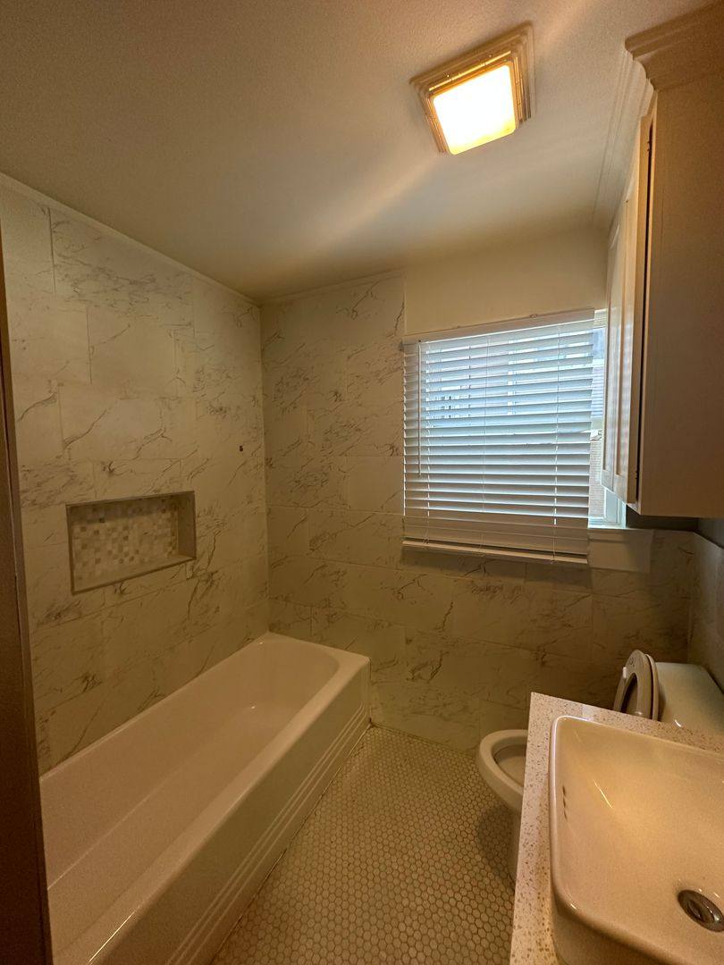 Apartment for rent at 224 Prospect St, Shreveport, LA 71104