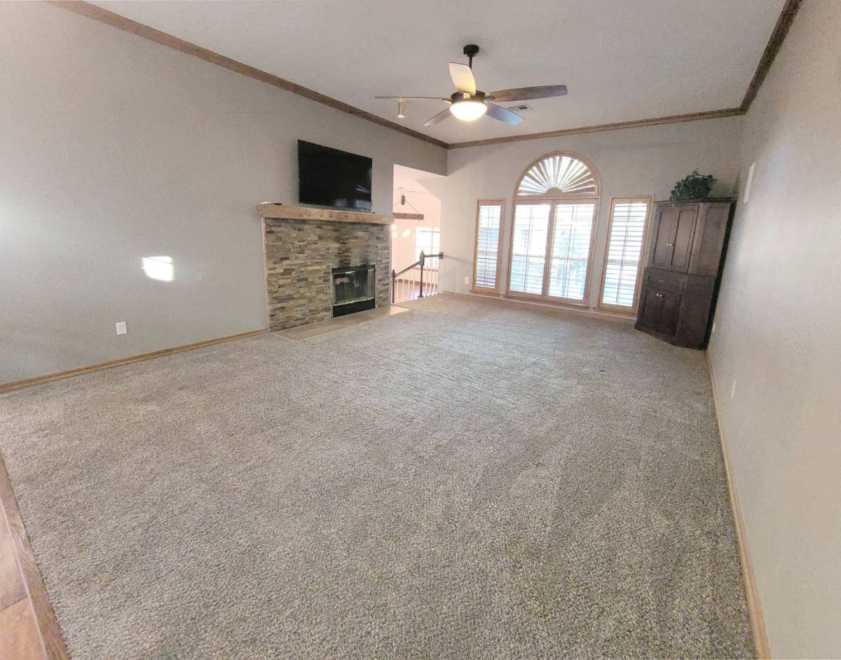 House for rent at 6029 Covey Run Dr, Edmond, OK 73034