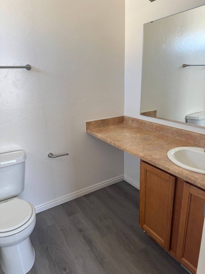 634 E 1375 S, Vernal, UT 84078 - Townhouse for Rent - Image 3