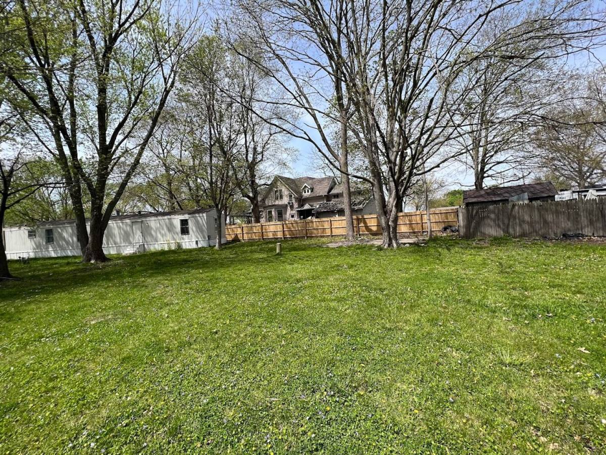 Townhouse for rent at 701 N Carico St, Tuscola, IL 61953