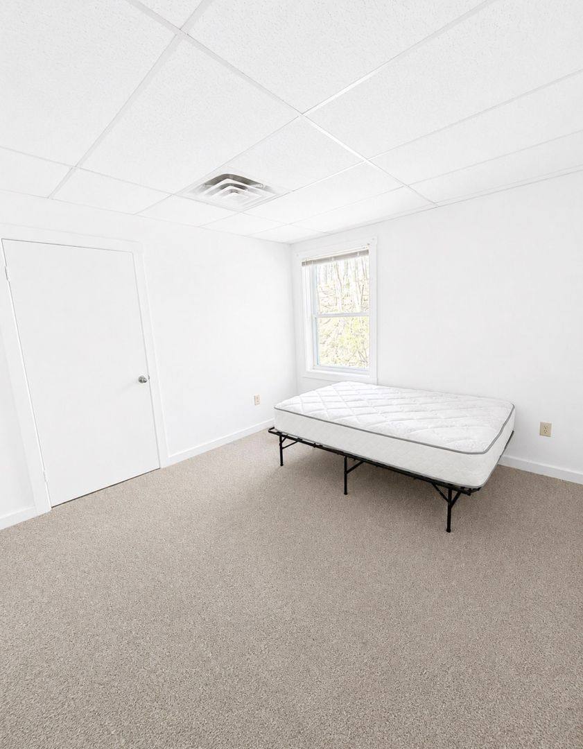 Apartment for rent at 11-91 Mountain Commons Rd, Rutland, VT 05701