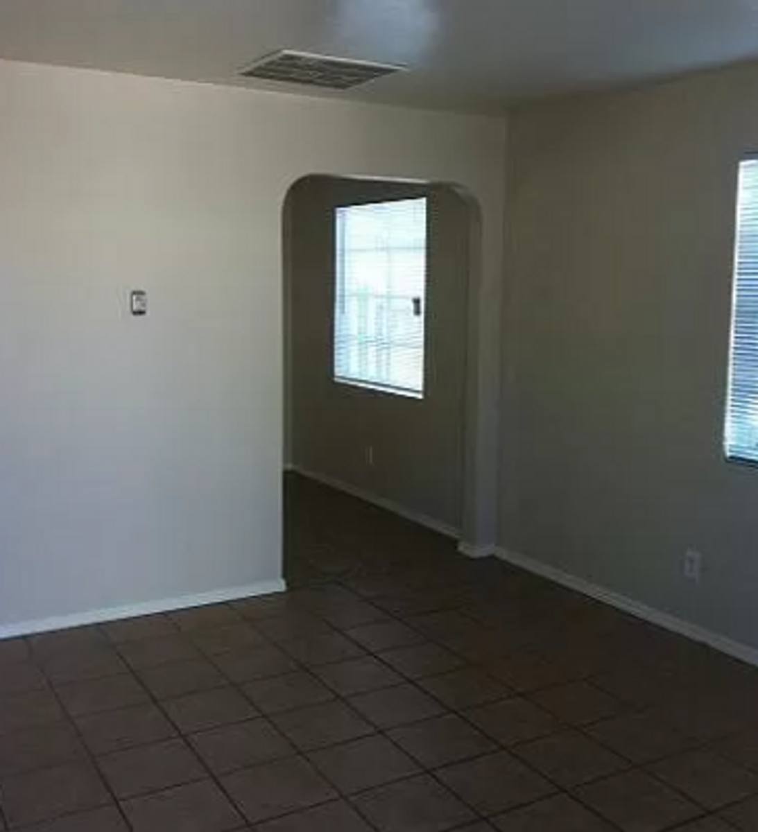 Apartment for rent at 606 Wilson Ave, Bakersfield, CA 93308