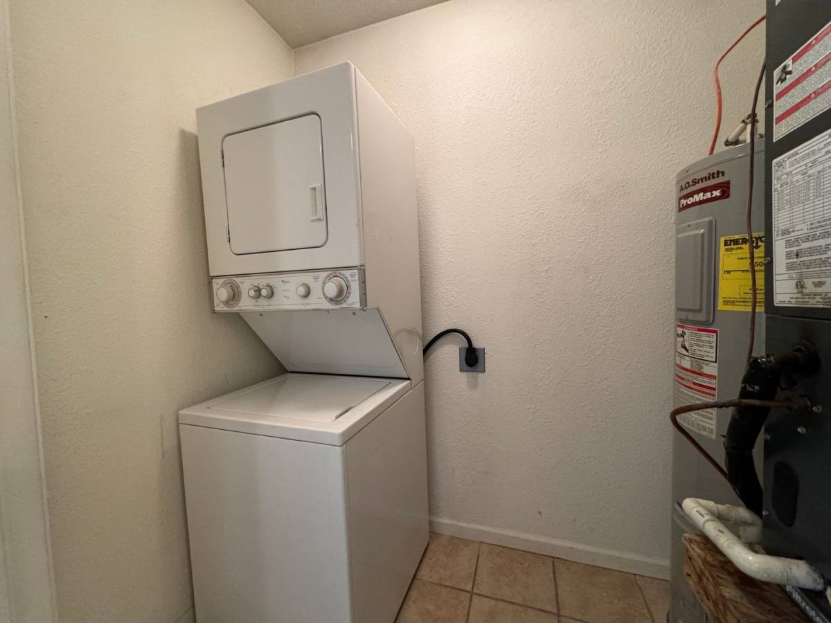 Apartment for rent at 16857 Hunters Ridge, Saint Robert, MO 65584
