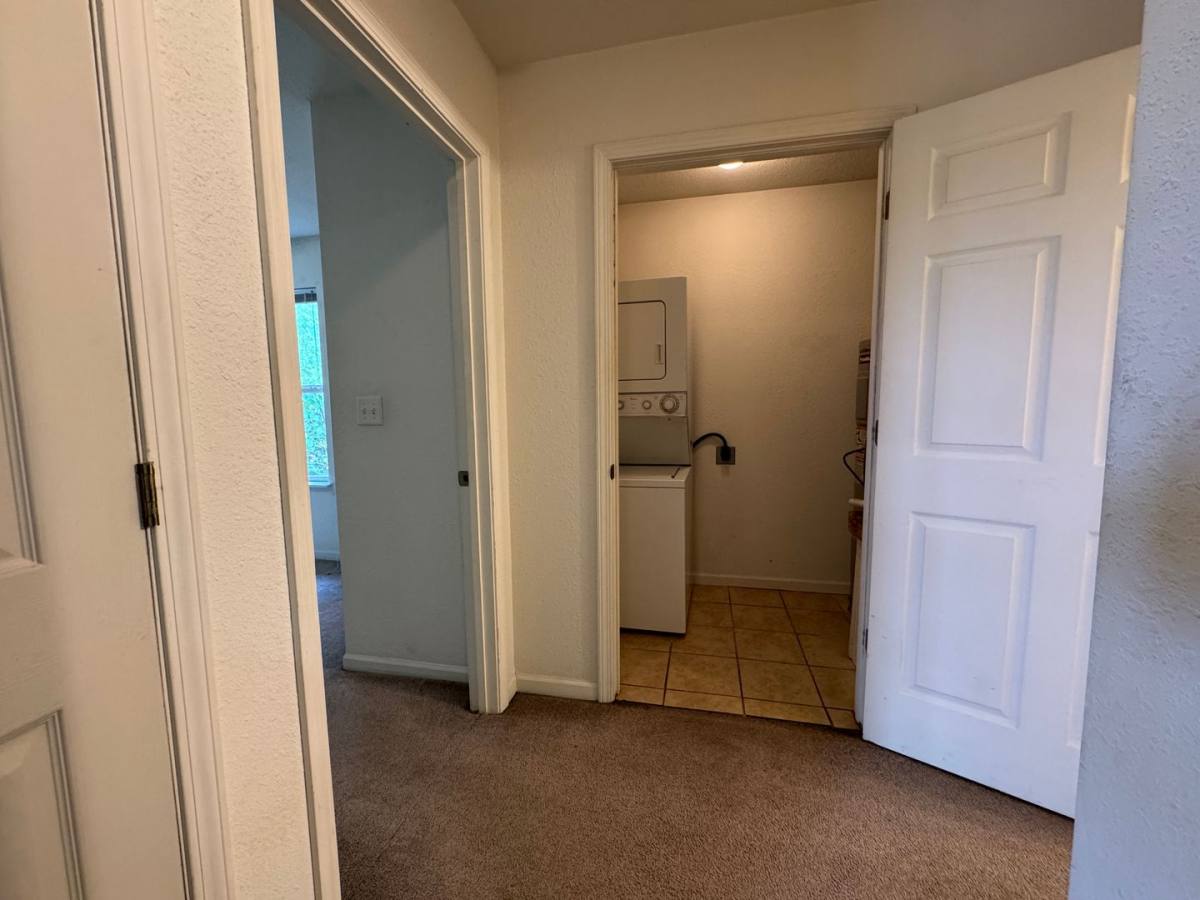 Apartment for rent at 16857 Hunters Ridge, Saint Robert, MO 65584