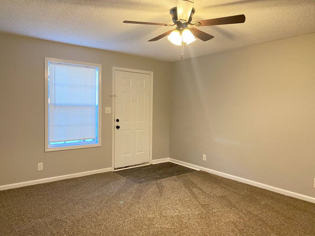 Apartment for rent at 423 Alma Lane, Clarksville, TN 37043