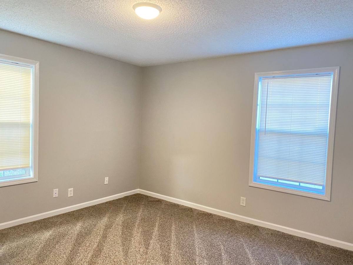 Apartment for rent at 423 Alma Lane, Clarksville, TN 37043