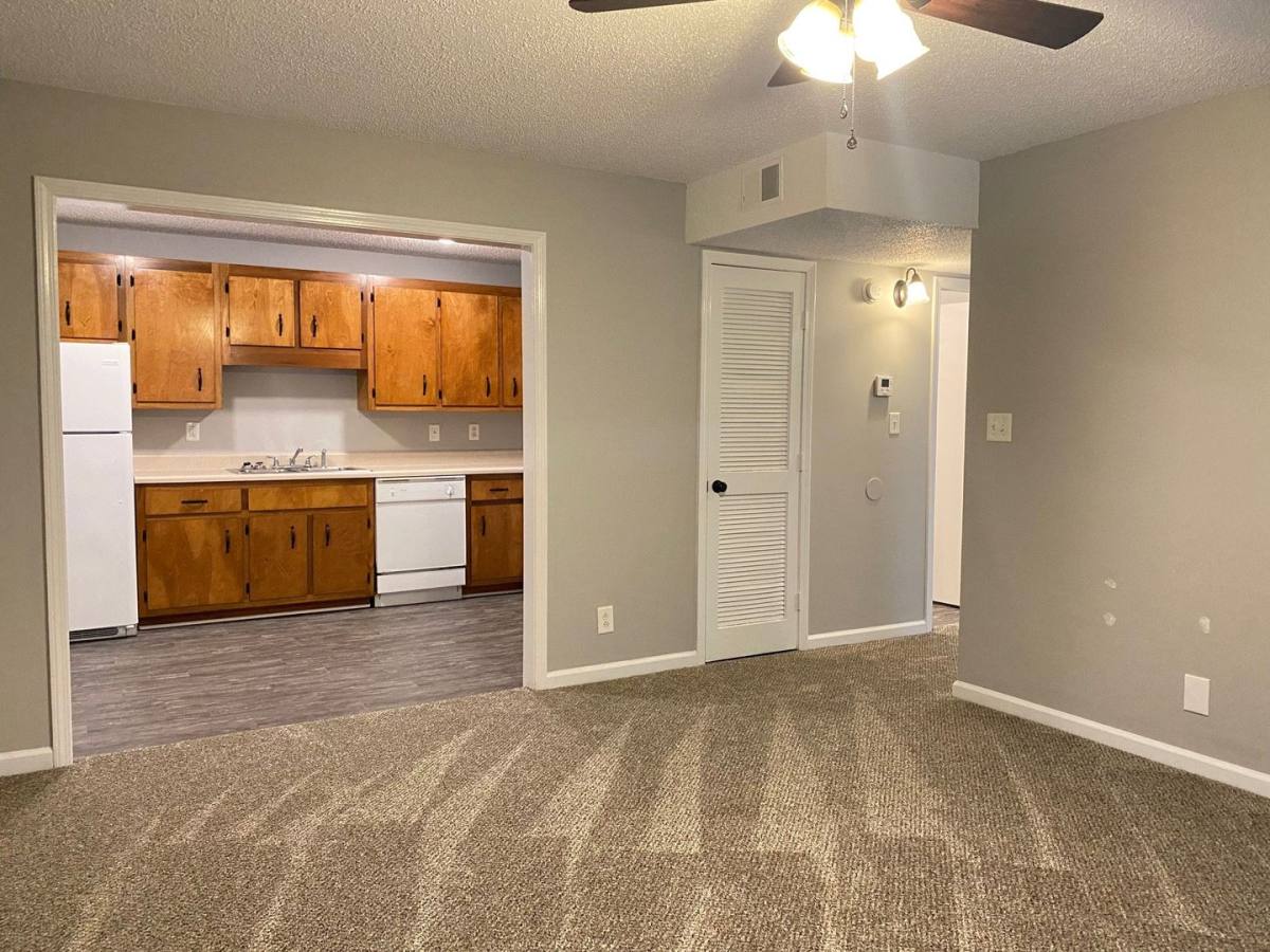 Apartment for rent at 423 Alma Lane, Clarksville, TN 37043