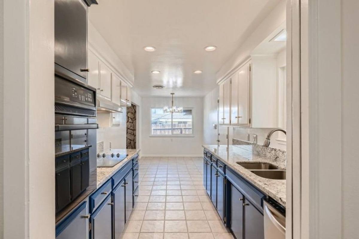 House for rent at 7421 Conrad Dr, Sacramento, CA 95828