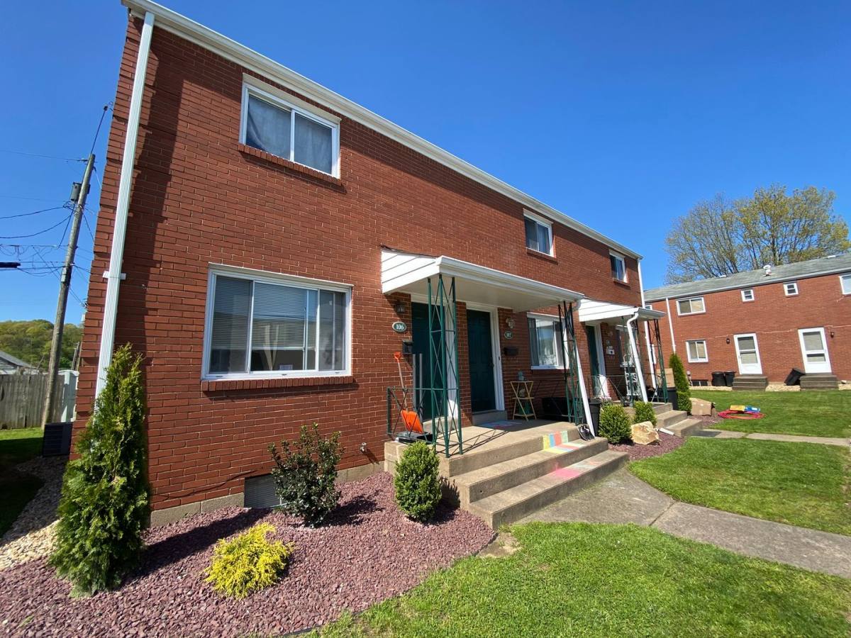 Townhouse for rent at 107 Savors Court, Cheswick, PA 15024