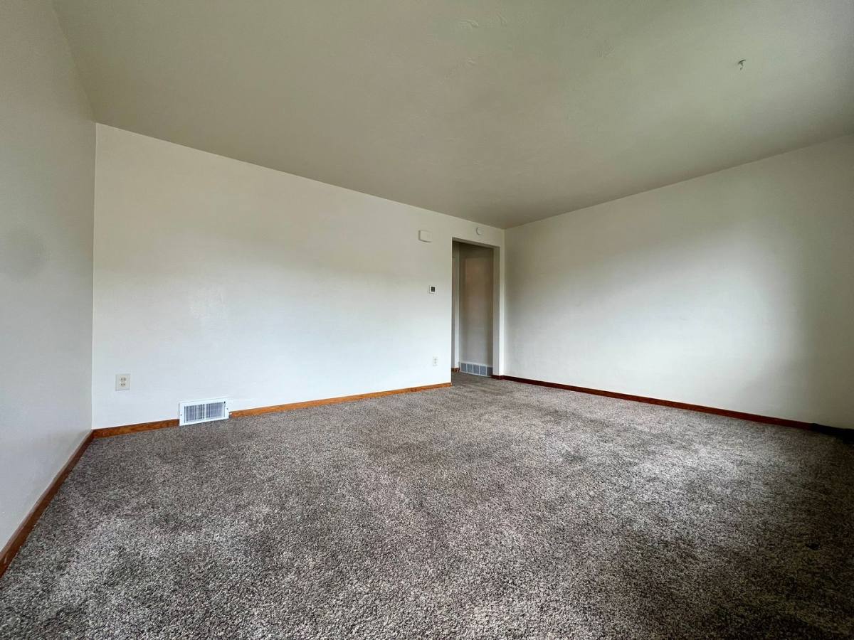 Townhouse for rent at 107 Savors Court, Cheswick, PA 15024