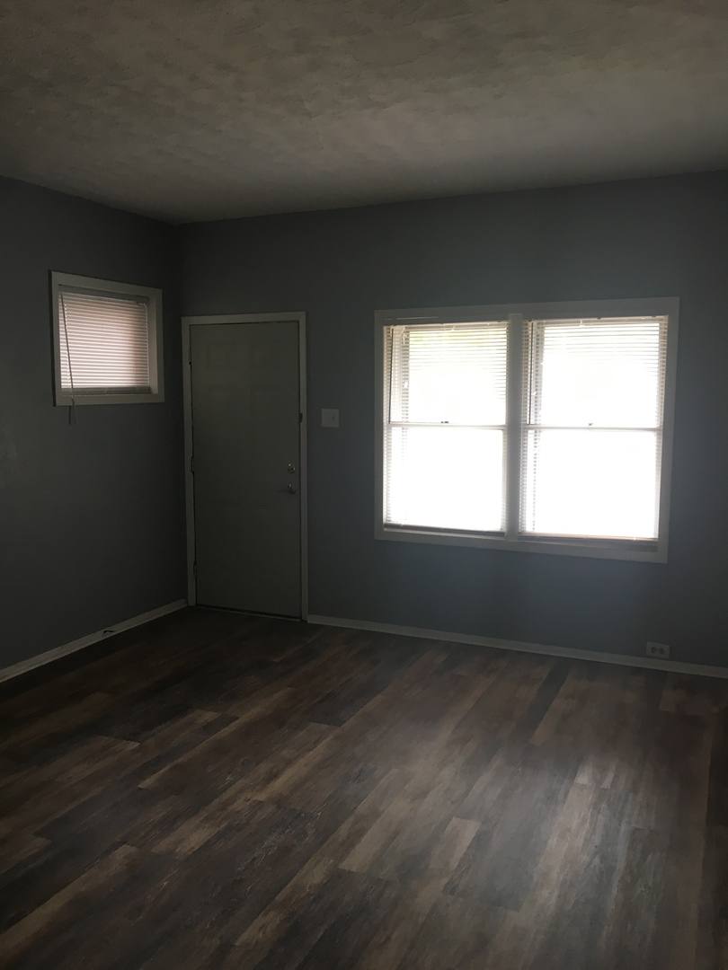 Apartment for rent at 4217 Grand Blvd, Saint Louis, MO 63111