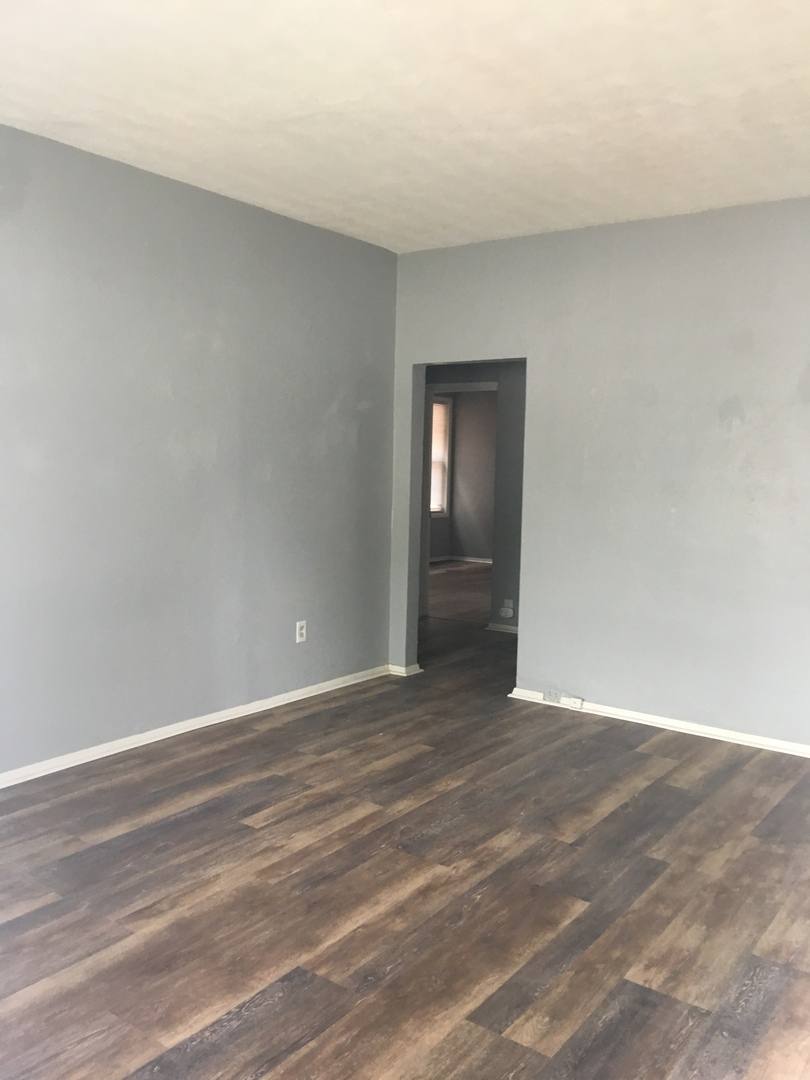 Apartment for rent at 4217 Grand Blvd, Saint Louis, MO 63111