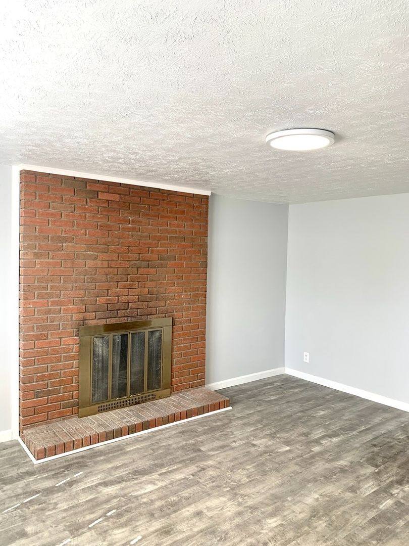 House for rent at 3311 Mid Dale Lane, Louisville, KY 40220