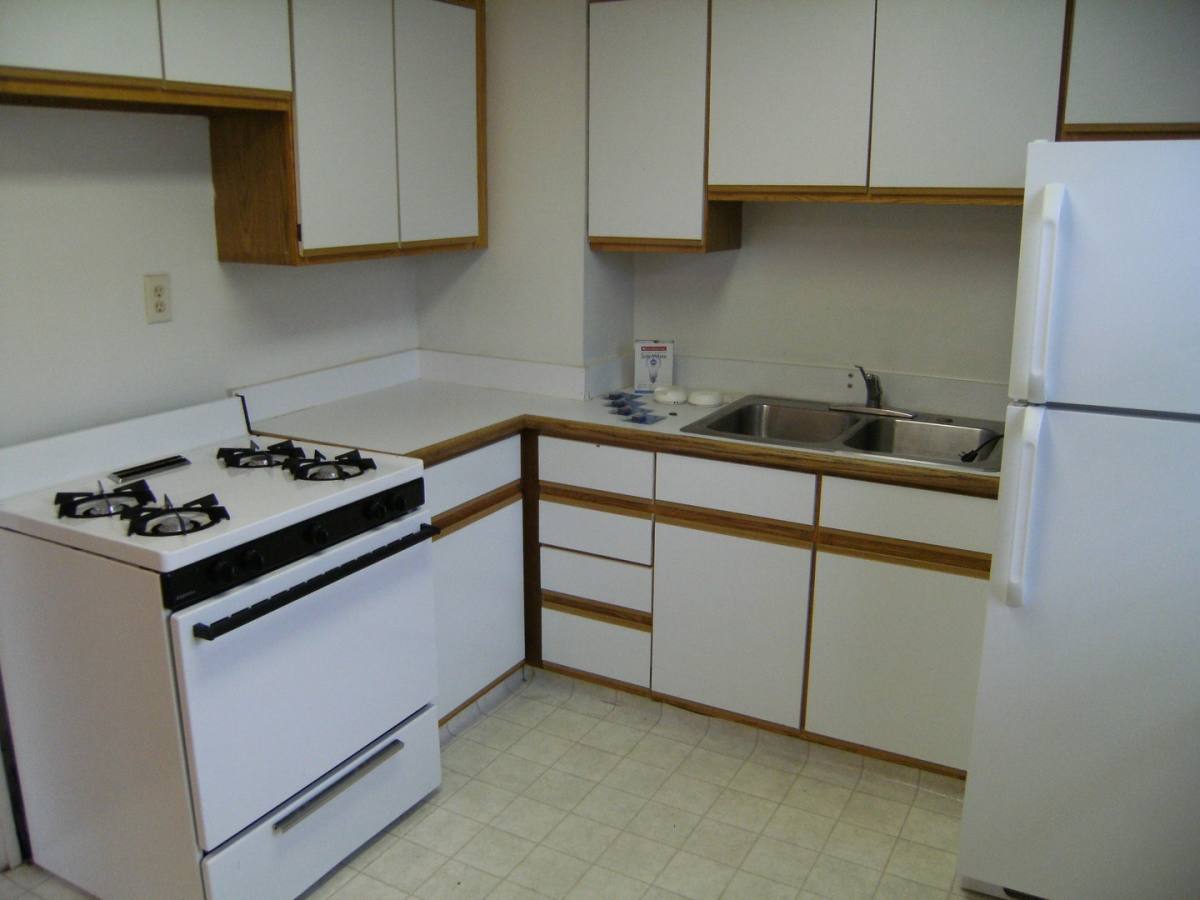 Apartment for rent at 4804 1 2 Davenport, Omaha, NE 68132