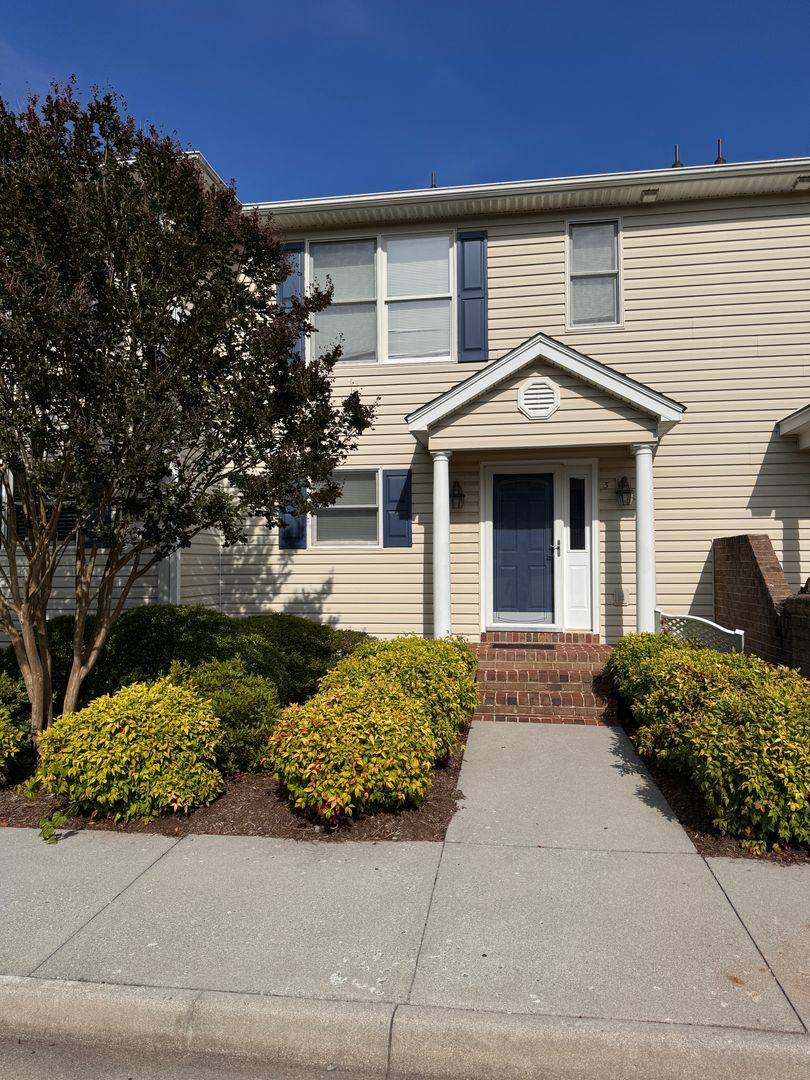Townhouse for rent at 500 Cambridge Court #H3, Hardy, VA 24101