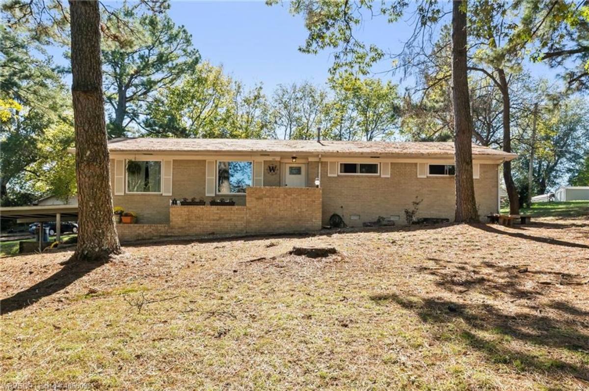 House for rent at 101 W El Paso, Greenwood, AR 72936