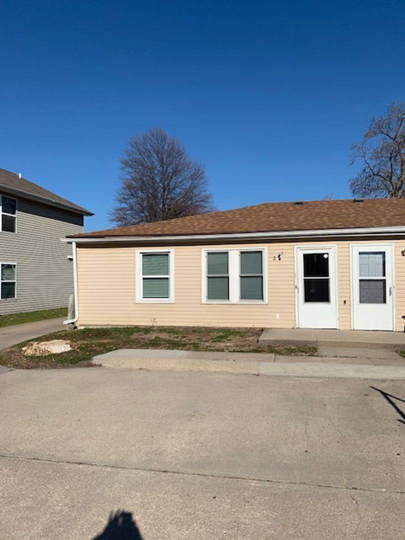 Apartment for rent at 1007 N, Lincoln, NE 68503