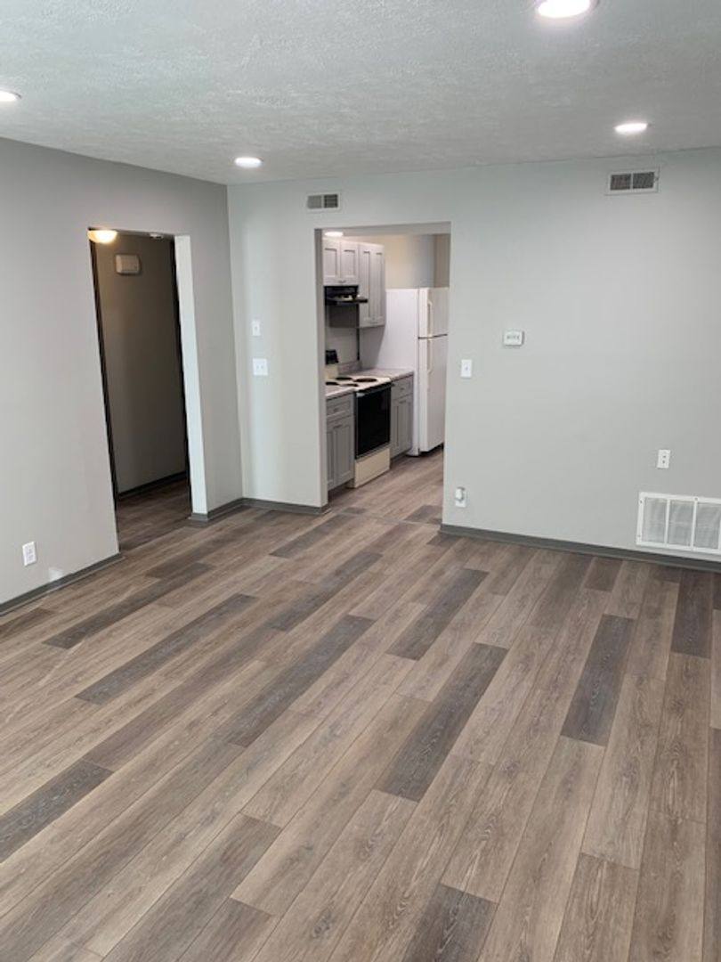 Apartment for rent at 1007 N, Lincoln, NE 68503