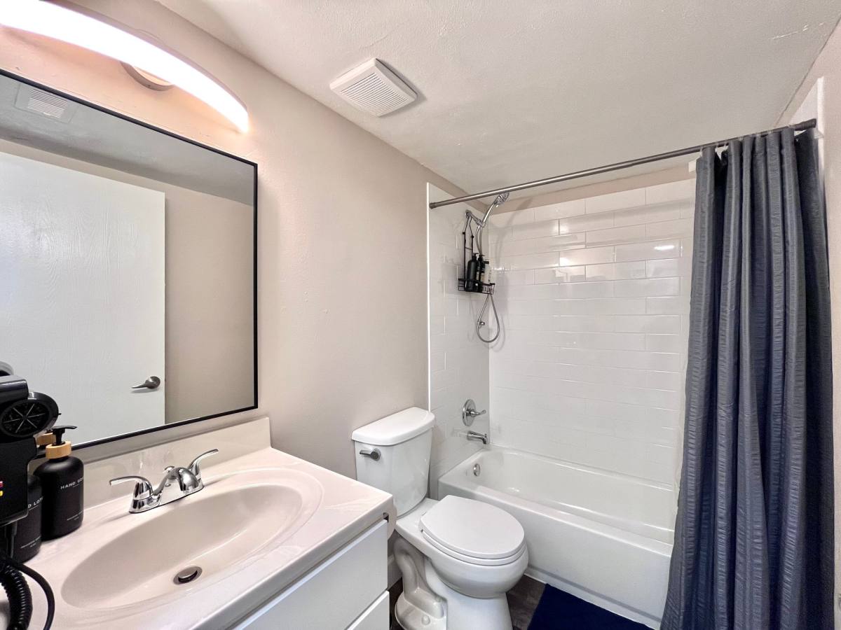 Apartment for rent at 4216 S Manhattan Ave, Tampa, FL 33611