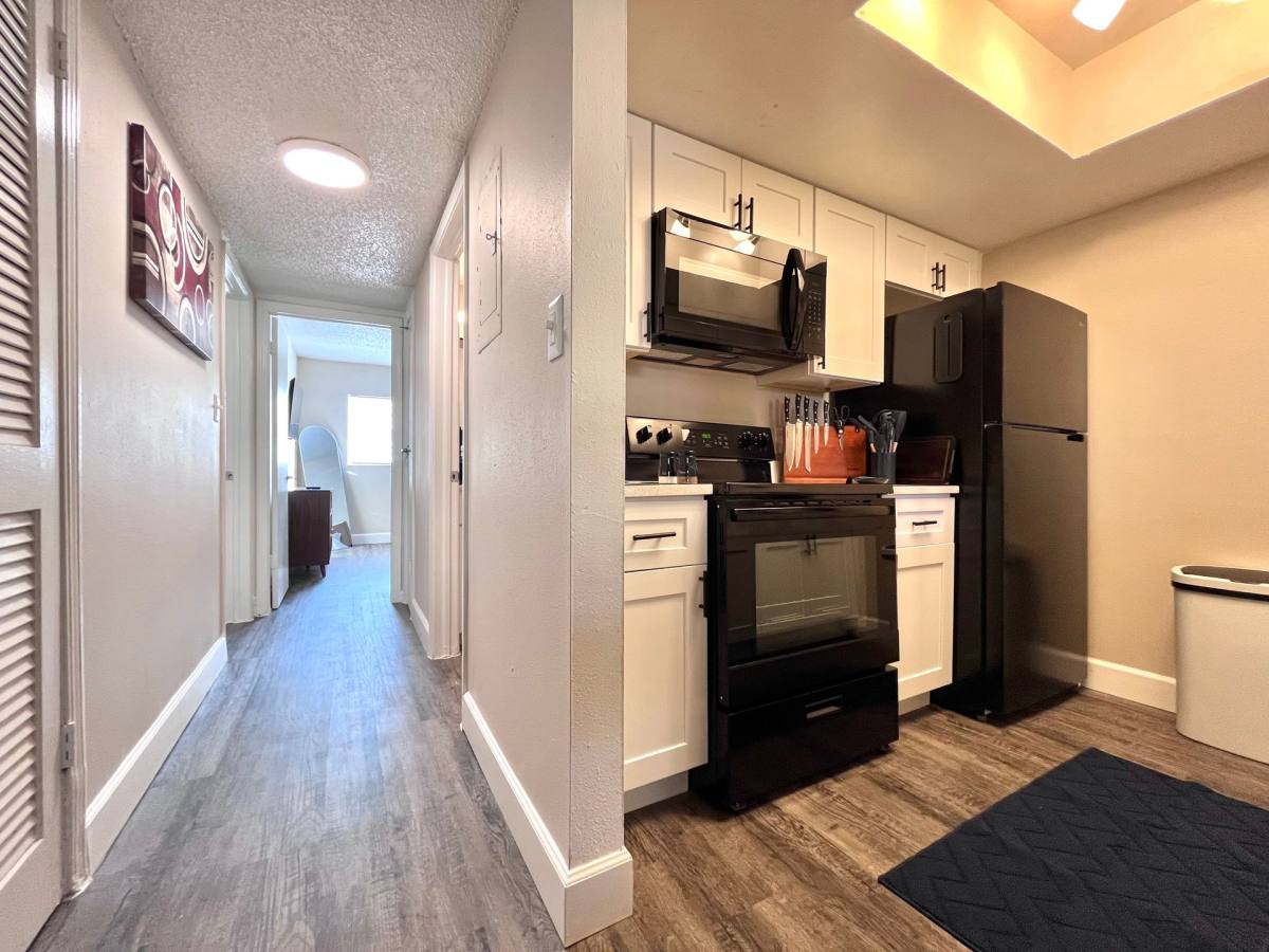 Apartment for rent at 4216 S Manhattan Ave, Tampa, FL 33611