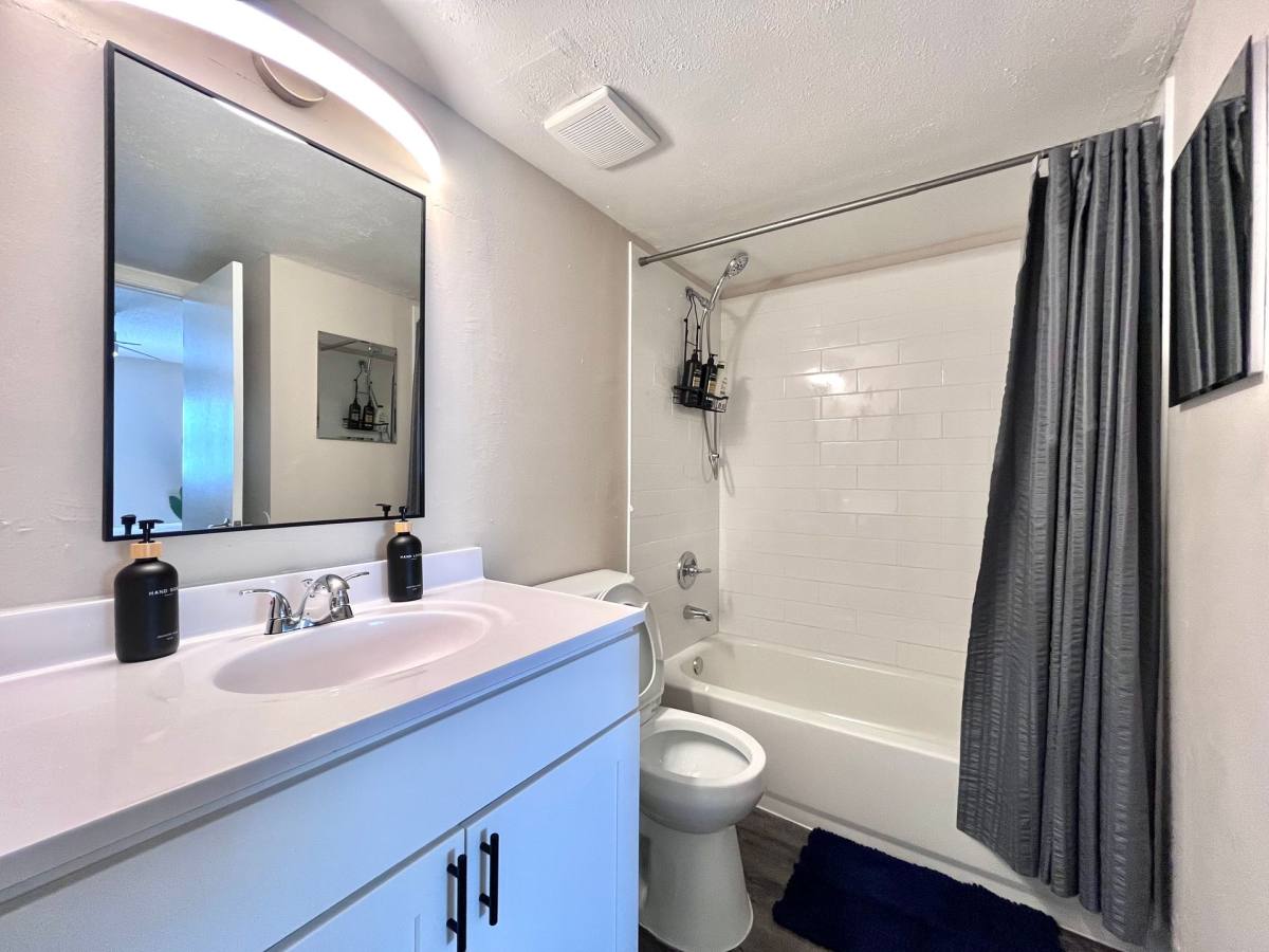 Apartment for rent at 4216 S Manhattan Ave, Tampa, FL 33611