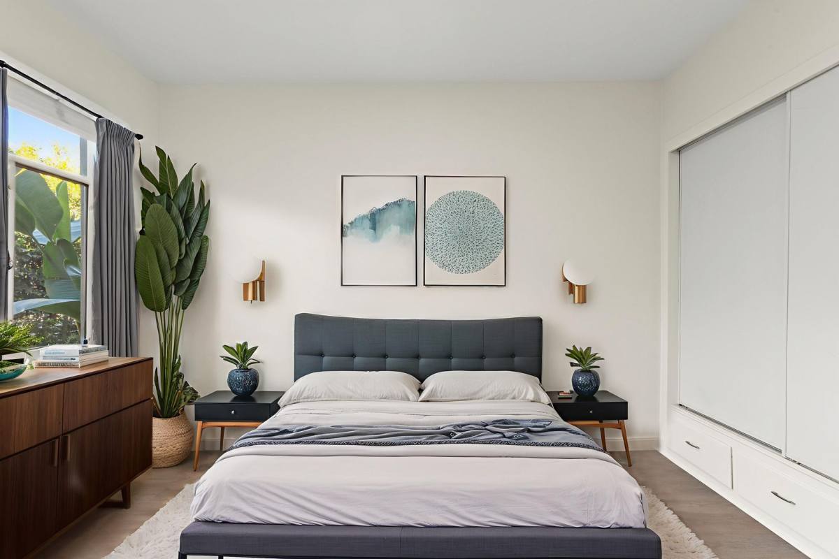 Apartment for rent at 2648 23rd St, Santa Monica, CA 90405