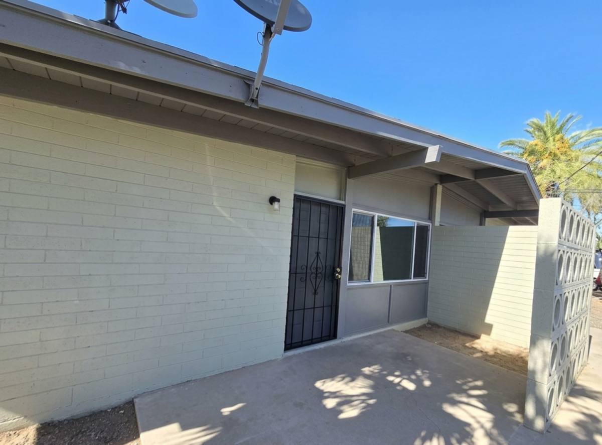 Apartment for rent at 6637 E Cheery Lynn Rd, Scottsdale, AZ 85251