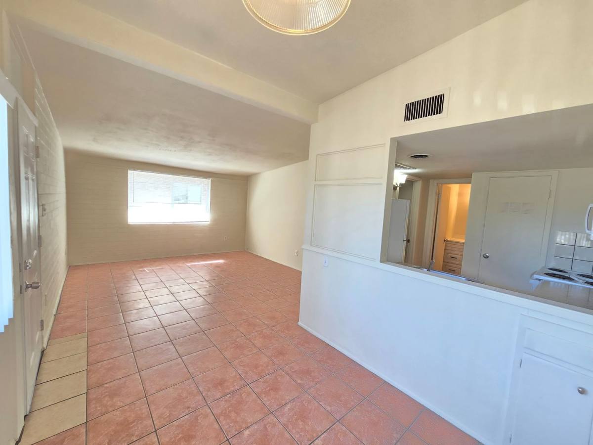 Apartment for rent at 6637 E Cheery Lynn Rd, Scottsdale, AZ 85251