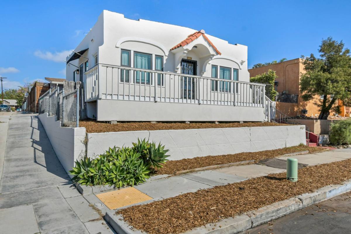 House for rent at 3124 B St, San Diego, CA 92102