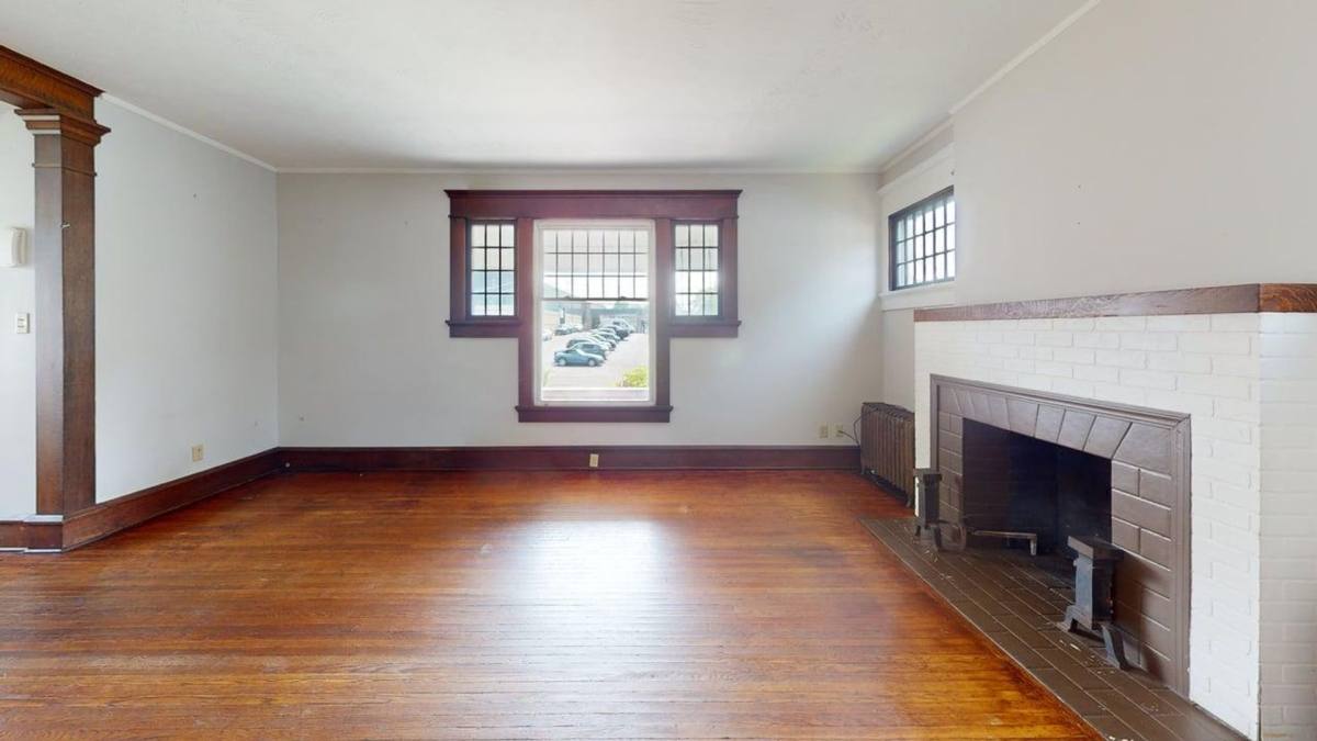 House for rent at 1427 Shorb Ave NW, Canton, OH 44703